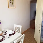 Nowowiejskiego Appartamento *